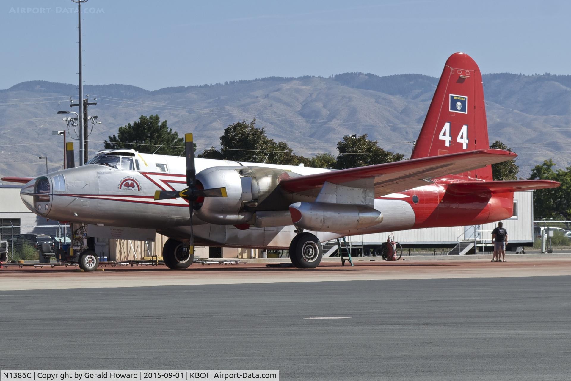 N1386C, 1954 Lockheed P2V-5 Neptune C/N 426-5268, parked on NIFC ramp.