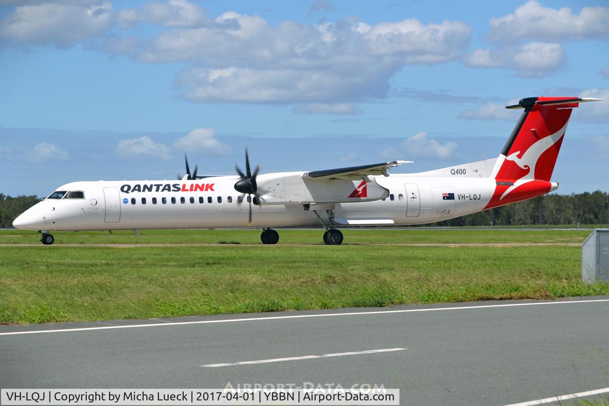VH-LQJ, 2012 Bombardier DHC-8-402 Dash 8 C/N 4414, At Brisbane