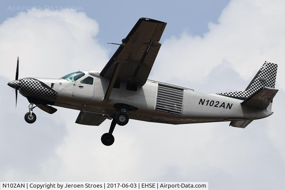 N102AN, 2001 Cessna 208B Super Cargomaster C/N 208B0906, ehse,