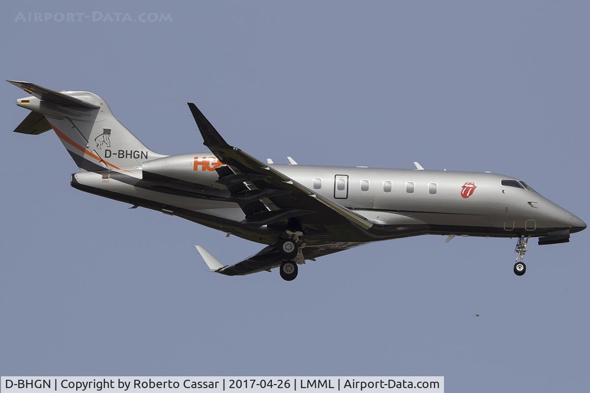 D-BHGN, 2015 Bombardier Challenger 350 (BD-100-1A10) C/N 20583, Runway 13