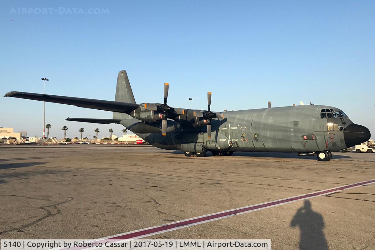 5140, 1988 Lockheed C-130H Hercules C/N 382-5140, Apron 9