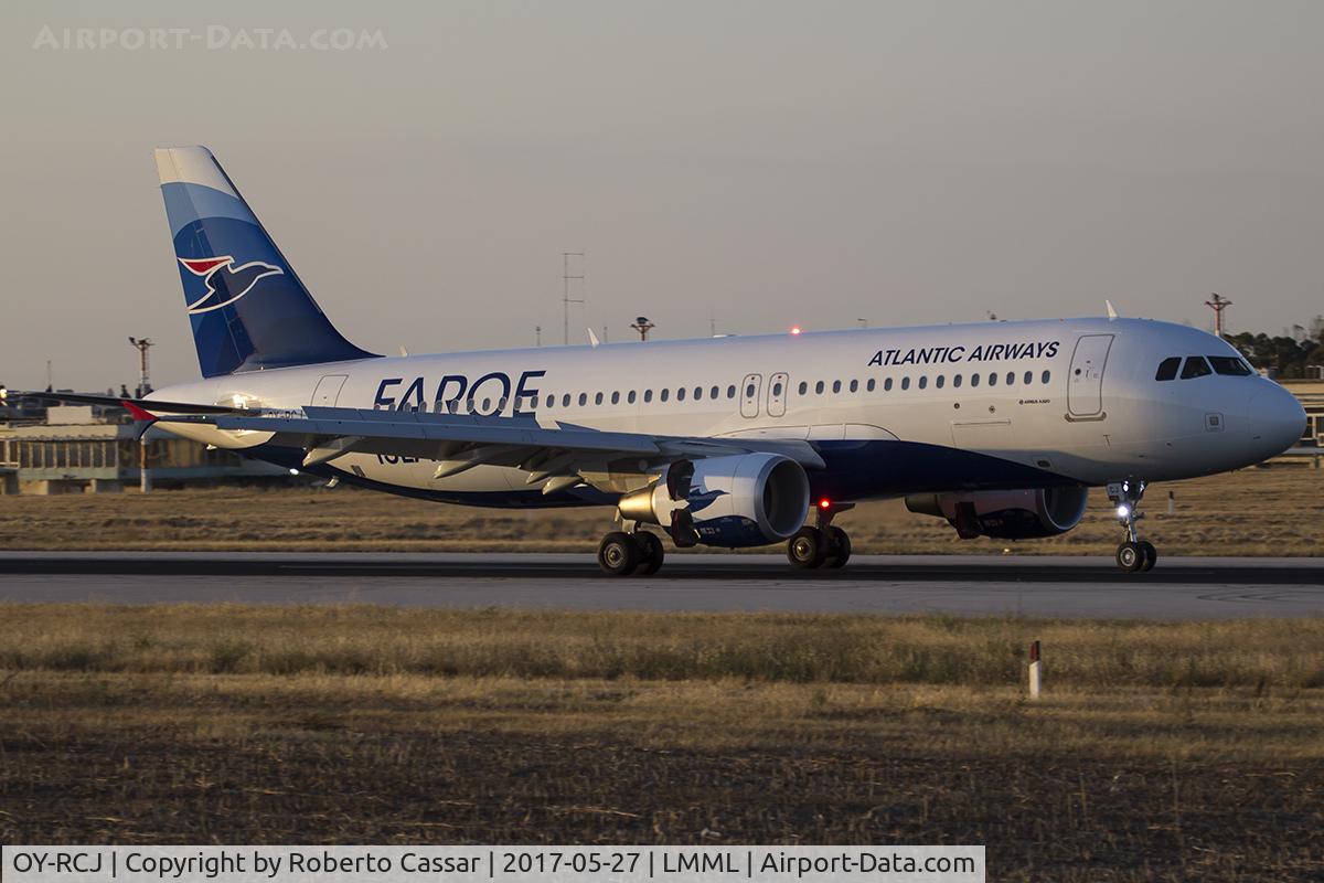 OY-RCJ, 2016 Airbus A320-214 C/N 7465, Runway 13