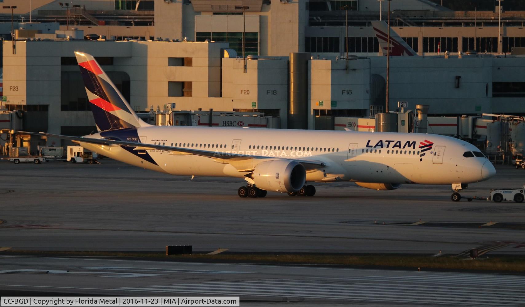 CC-BGD, 2015 Boeing 787-916 Dreamliner C/N 35322, LATAM 787-9
