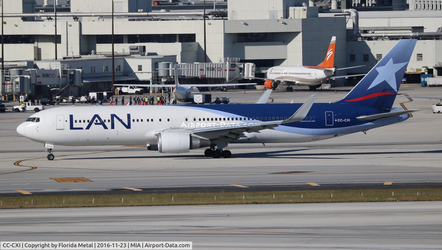 CC-CXI, 2009 Boeing 767-316/ER C/N 37800, LAN 767-300