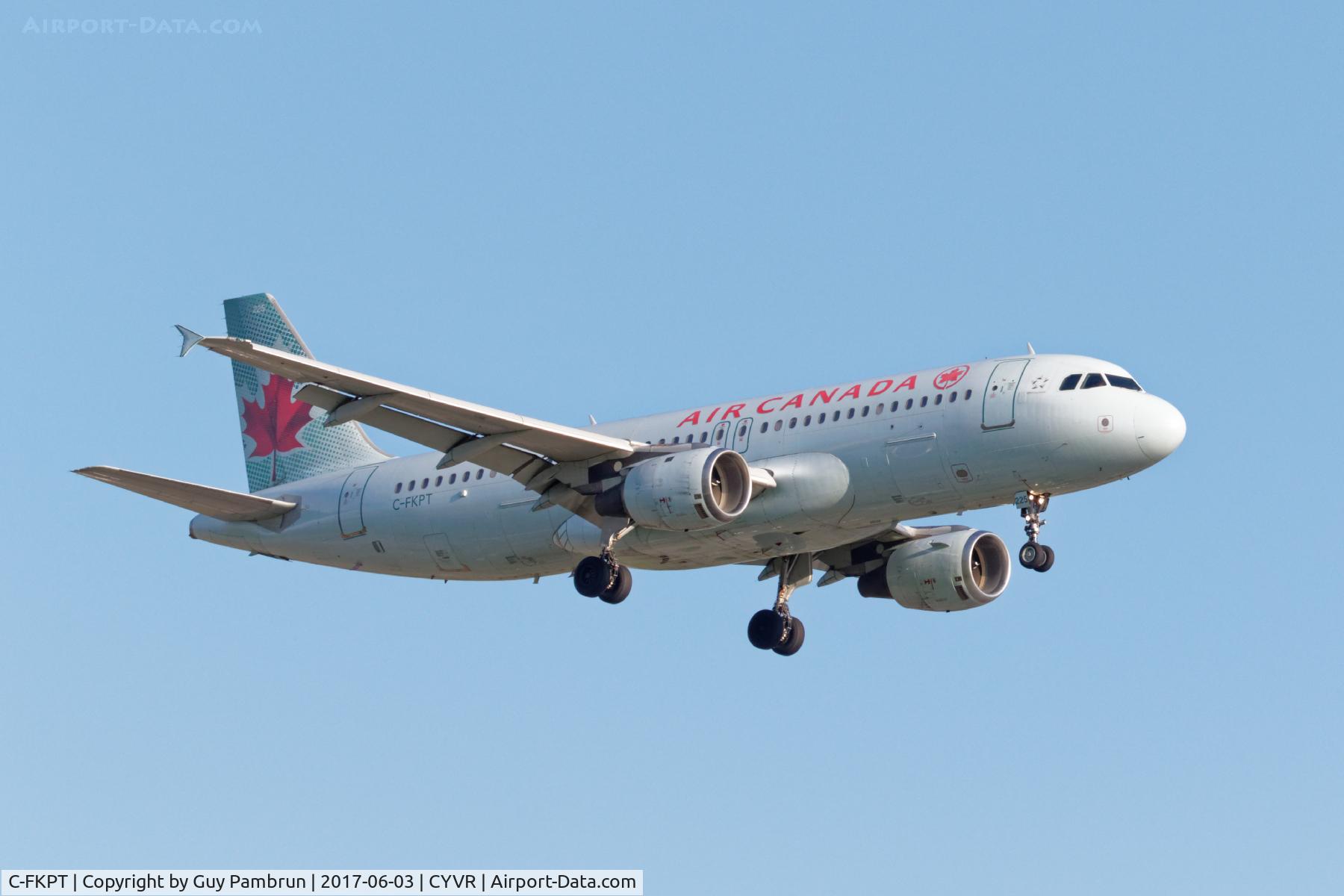 C-FKPT, 1991 Airbus A320-211 C/N 324, Landing