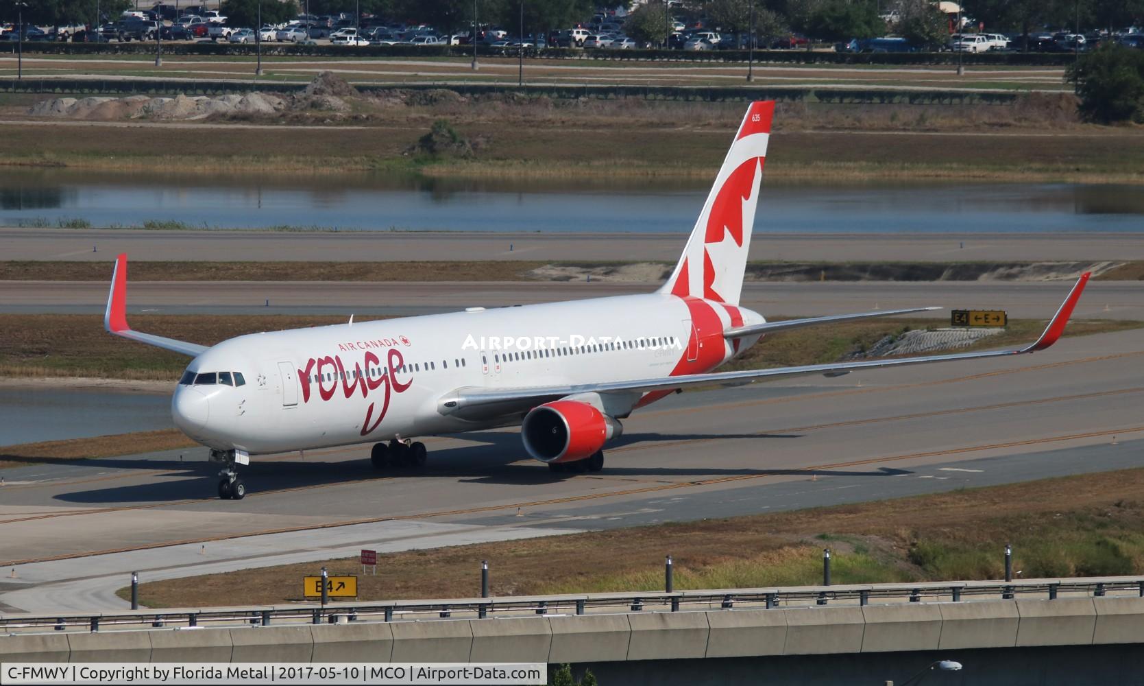 C-FMWY, 1995 Boeing 767-333/ER C/N 25587, Rouge