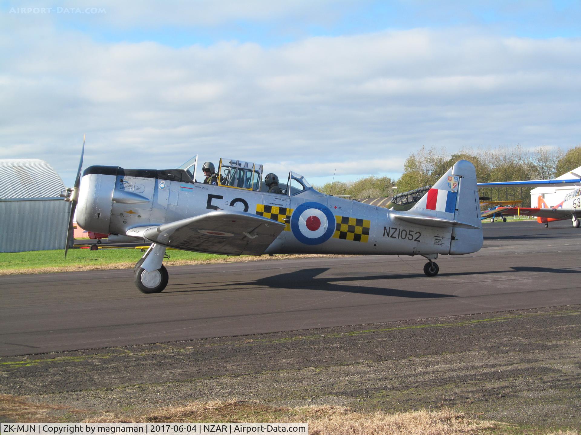 ZK-MJN, North American AT-6C Harvard IIA C/N 88-13909, off to show off