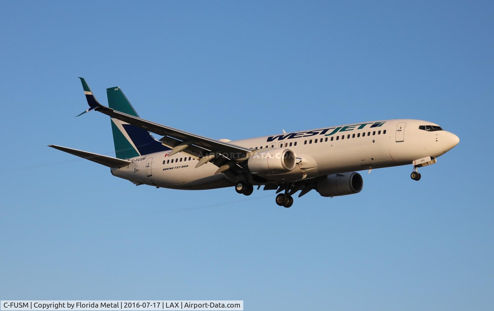 C-FUSM, 2013 Boeing 737-8CT C/N 39081, West Jet