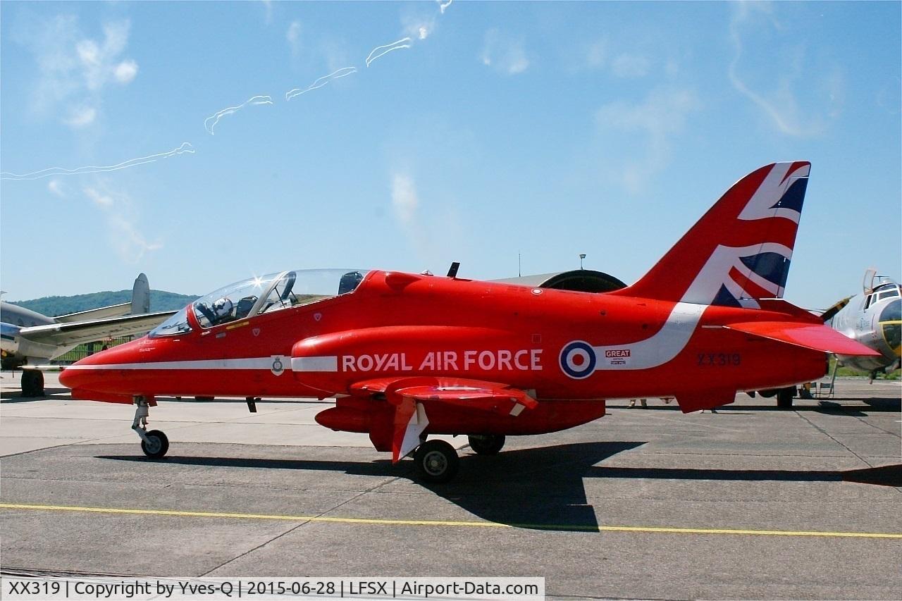 XX319, 1980 Hawker Siddeley Hawk T.1A C/N 162/312144, Royal Air Force Red Arrows Hawker Siddeley Hawk T.1A, Luxeuil-Saint Sauveur Air Base 116 (LFSX) Open day 2015