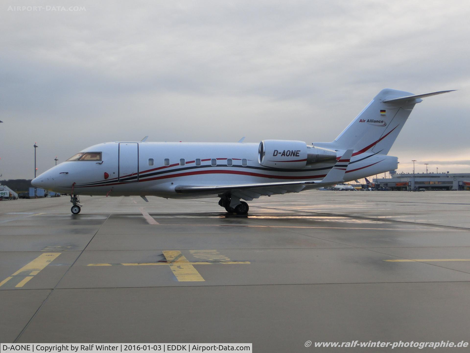D-AONE, 1999 Bombardier Challenger 604 (CL-600-2B16) C/N 5430, Bombardier CL-600-2B16 Challenger 604 - AYY Air Alliance Express Gm,bH - 5430 - D-AONE - 03.01.2016 - CGN