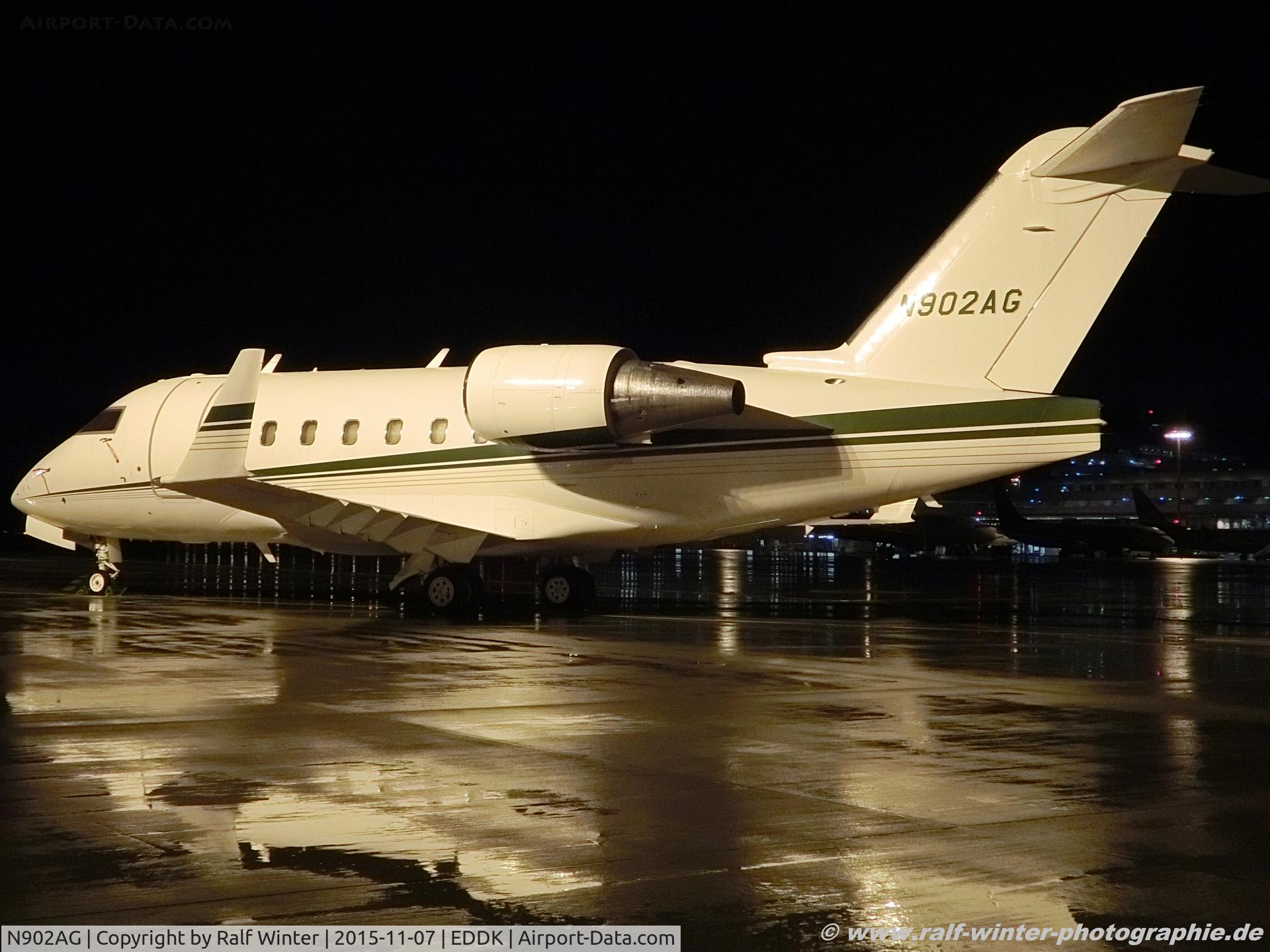 N902AG, 2001 Bombardier Challenger 604 (CL-600-2B16) C/N 5512, Bombardier CL-600-2B16 Challenger 604 - Farm Credit Services of Mid-America - 5512 - N902AG - 07.11.2015 - CGN