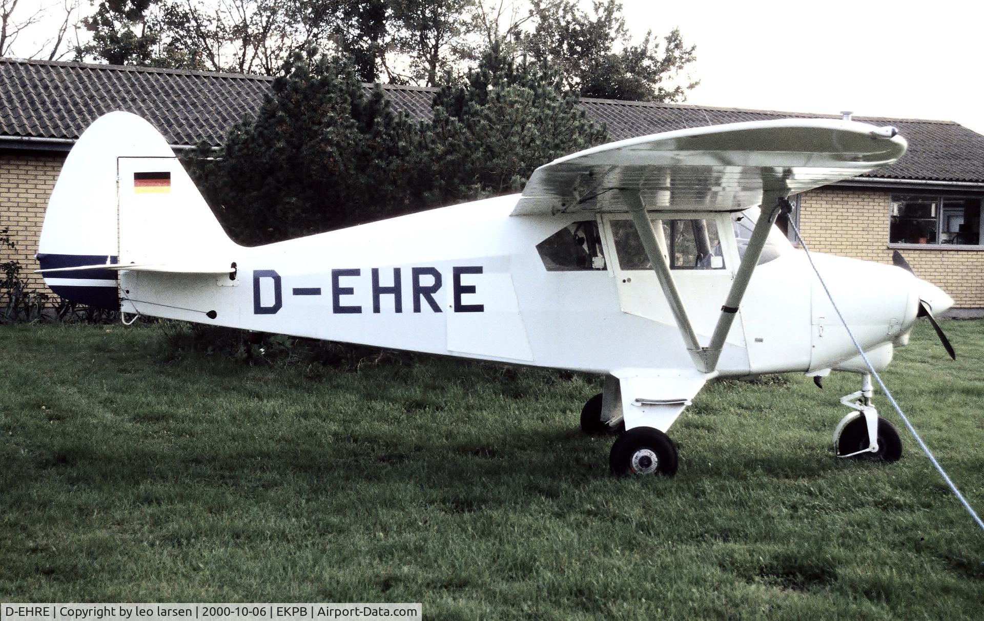 D-EHRE, Piper PA-22-160 Tri Pacer Tri Pacer C/N 22-7011, Padborg 6.10.00
