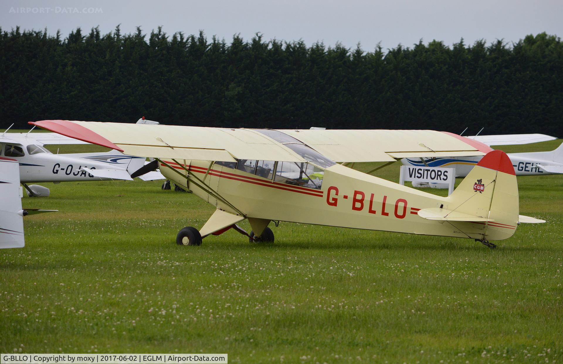 G-BLLO, 1953 Piper L-18C Super Cub (PA-18-95) C/N 18-3099, Piper L-18C Super Cub (PA-18-95) at White Waltham.