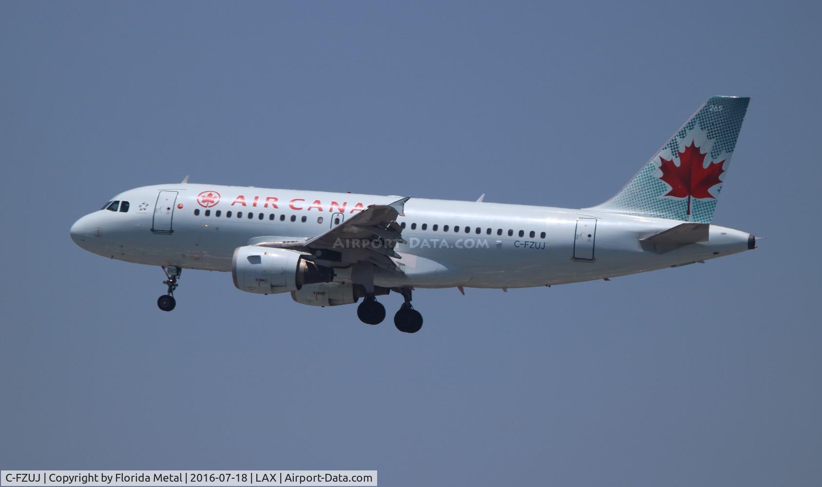 C-FZUJ, 1997 Airbus A319-114 C/N 719, Air Canada