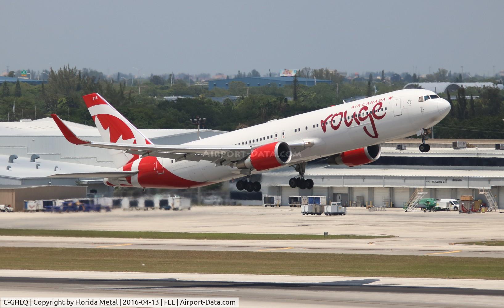C-GHLQ, 2001 Boeing 767-333/ER C/N 30846, Rouge