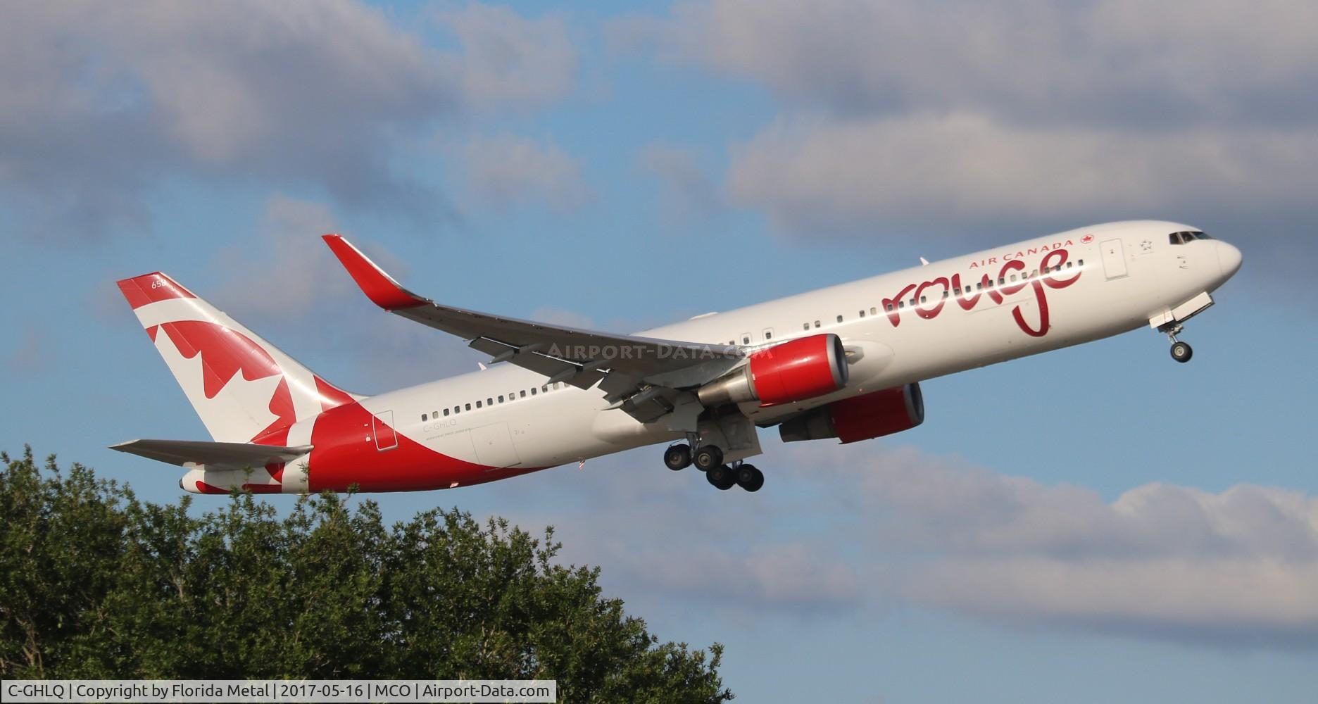 C-GHLQ, 2001 Boeing 767-333/ER C/N 30846, Rouge