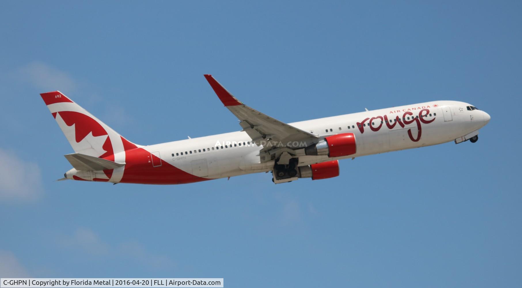 C-GHPN, 2003 Boeing 767-33A/ER C/N 33424, Rouge