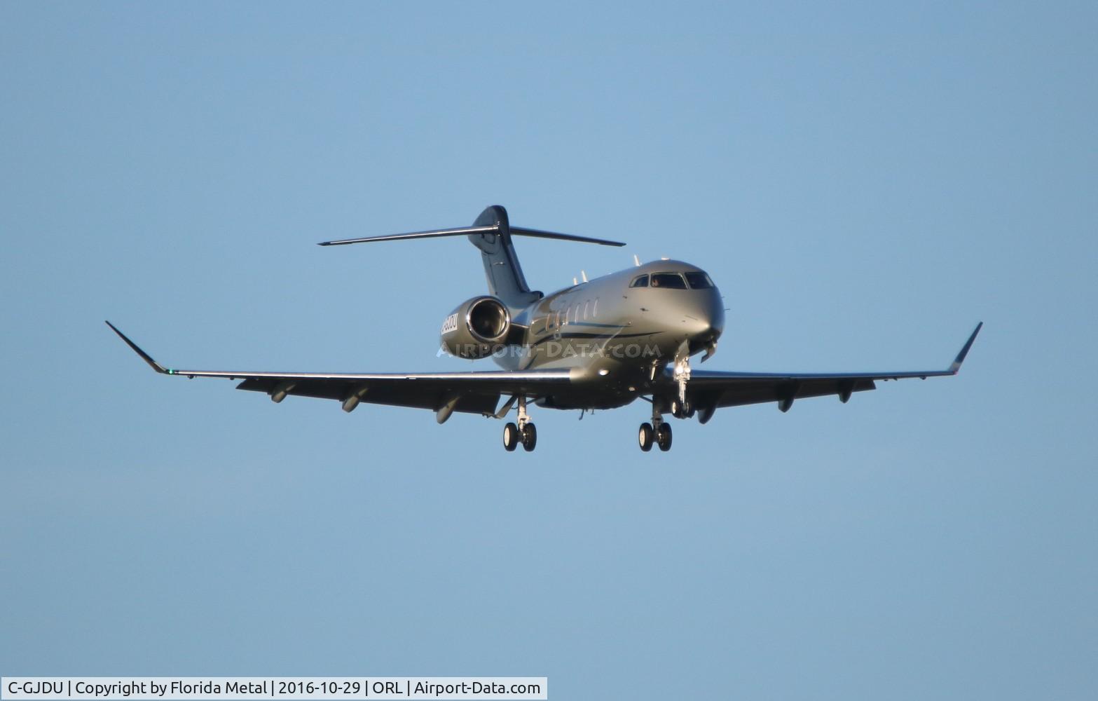 C-GJDU, 2015 Bombardier Challenger 350 (BD-100-1A10) C/N 20519, Challenger 350