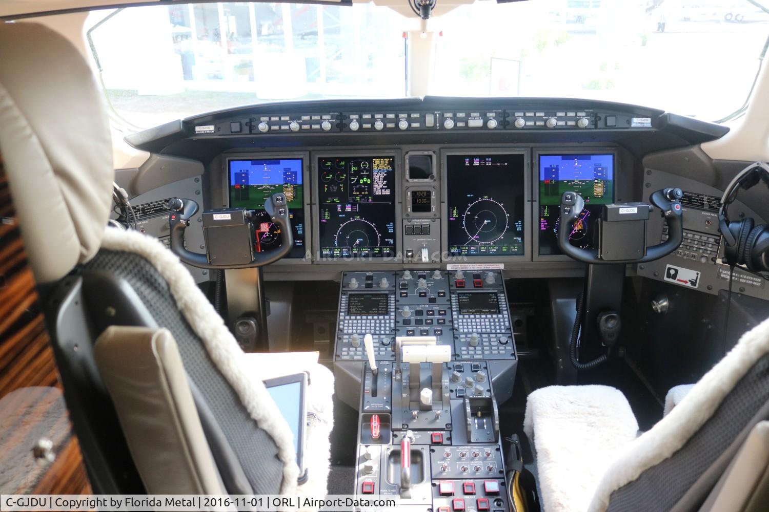 C-GJDU, 2015 Bombardier Challenger 350 (BD-100-1A10) C/N 20519, Challenger 350