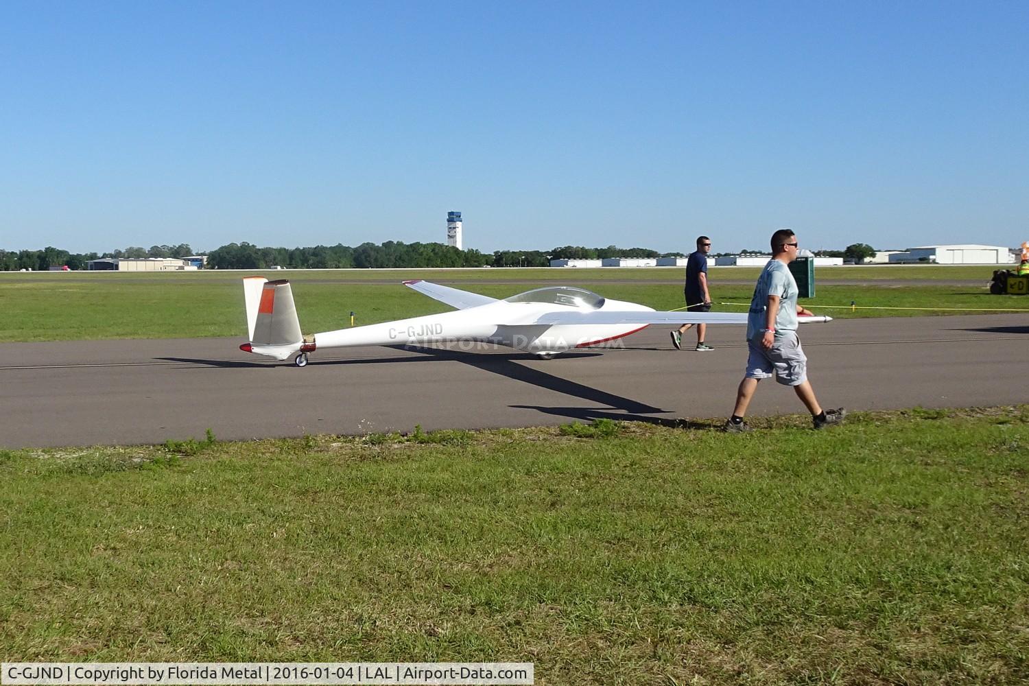 C-GJND, 1973 Start & Flug H101 Salto C/N 23, Glider flown by Manfred Radius for his routine