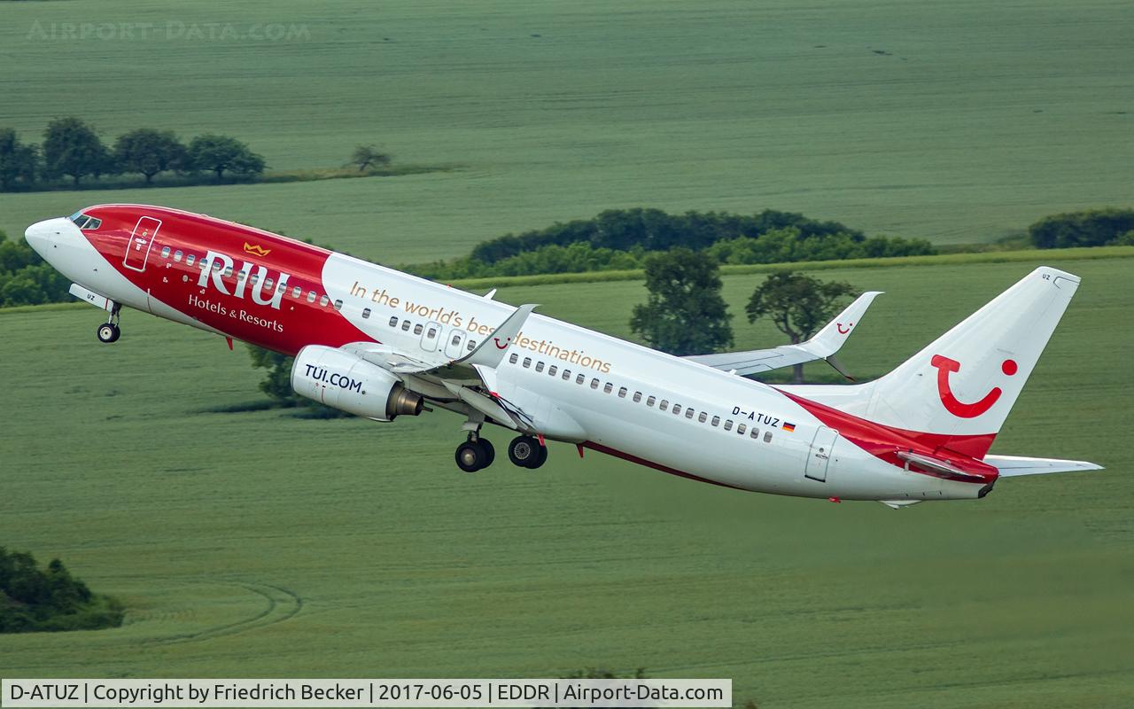 D-ATUZ, 2007 Boeing 737-8K5 C/N 34691, departure to Kos via RW27