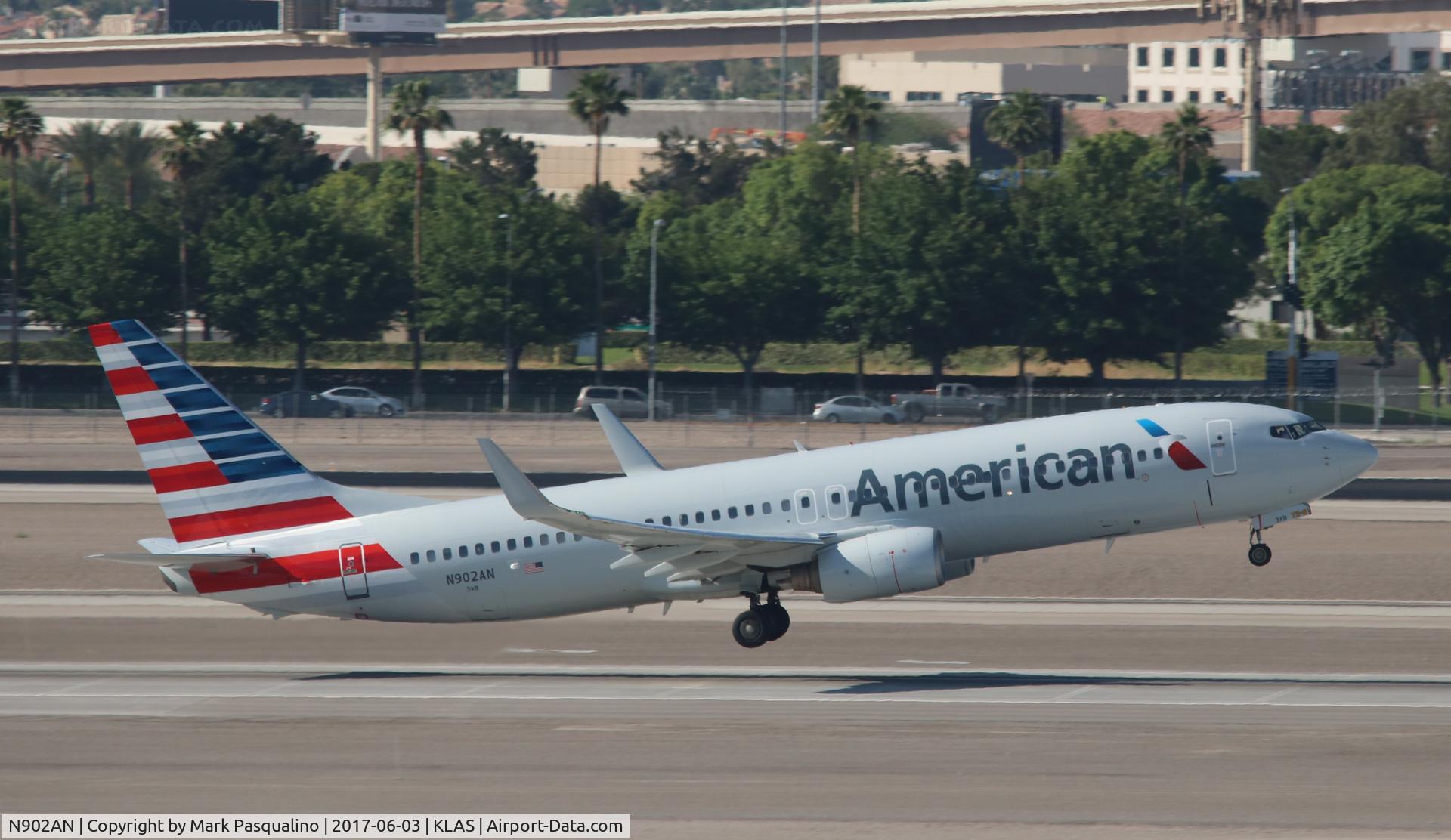 N902AN, 1999 Boeing 737-823 C/N 29504, Boeing 737-800