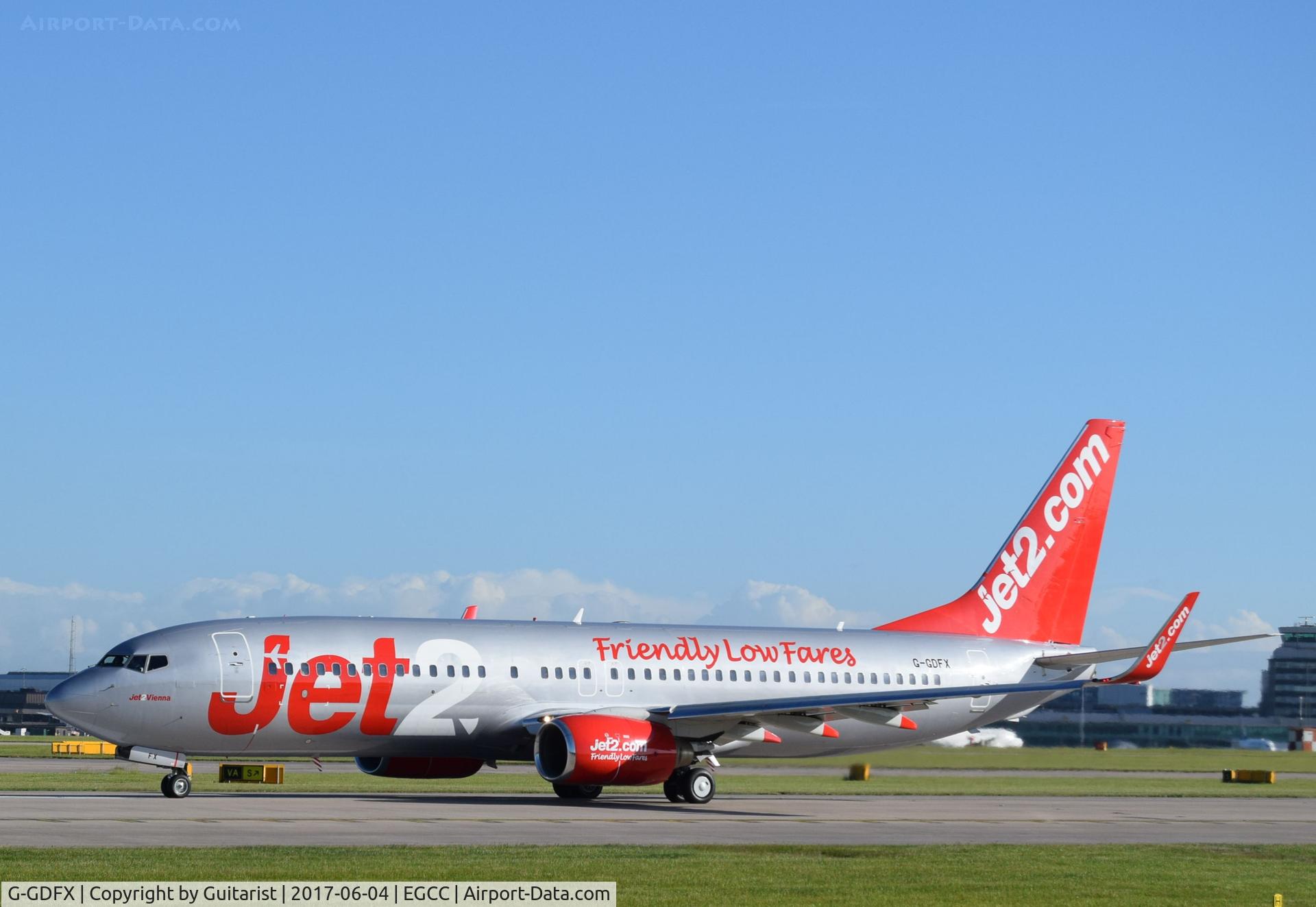 G-GDFX, 2000 Boeing 737-8K5 C/N 27987, At Manchester