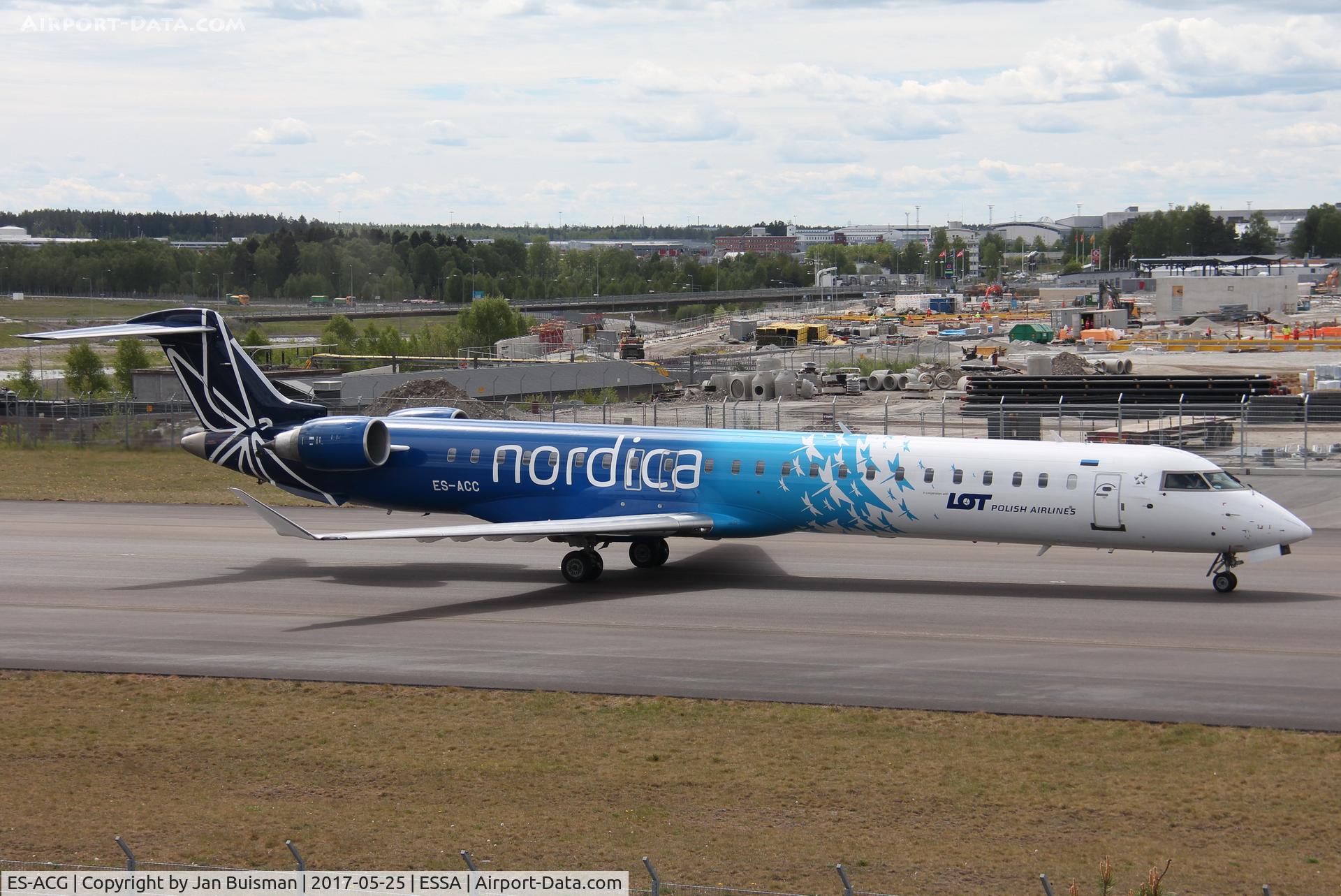 ES-ACG, 2012 Bombardier CRJ-900 NG (CL-600-2D24) C/N 15277, Nordica/LOT