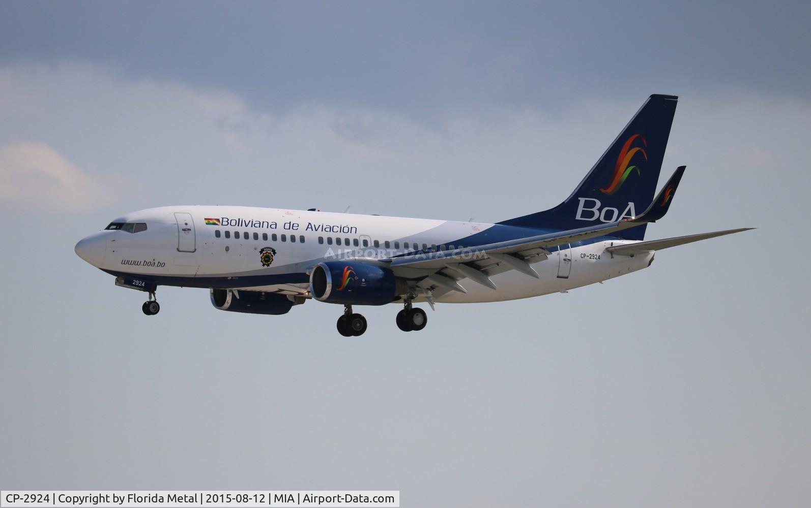 CP-2924, 2004 Boeing 737-7Q8 C/N 30037, Boliviana
