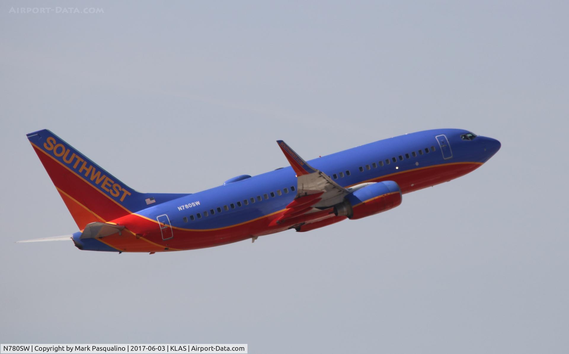 N780SW, 2000 Boeing 737-7H4 C/N 27885, Boeing 737-700