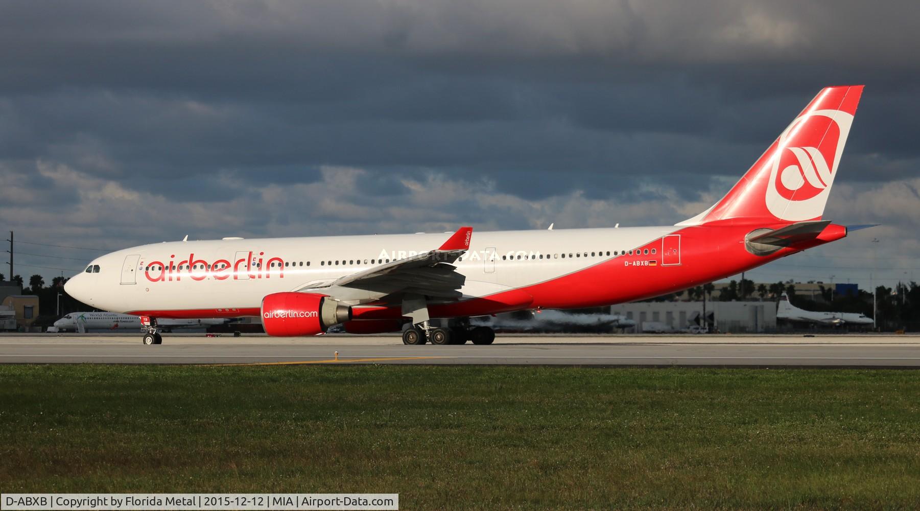 D-ABXB, 2000 Airbus A330-223 C/N 322, Air Berlin