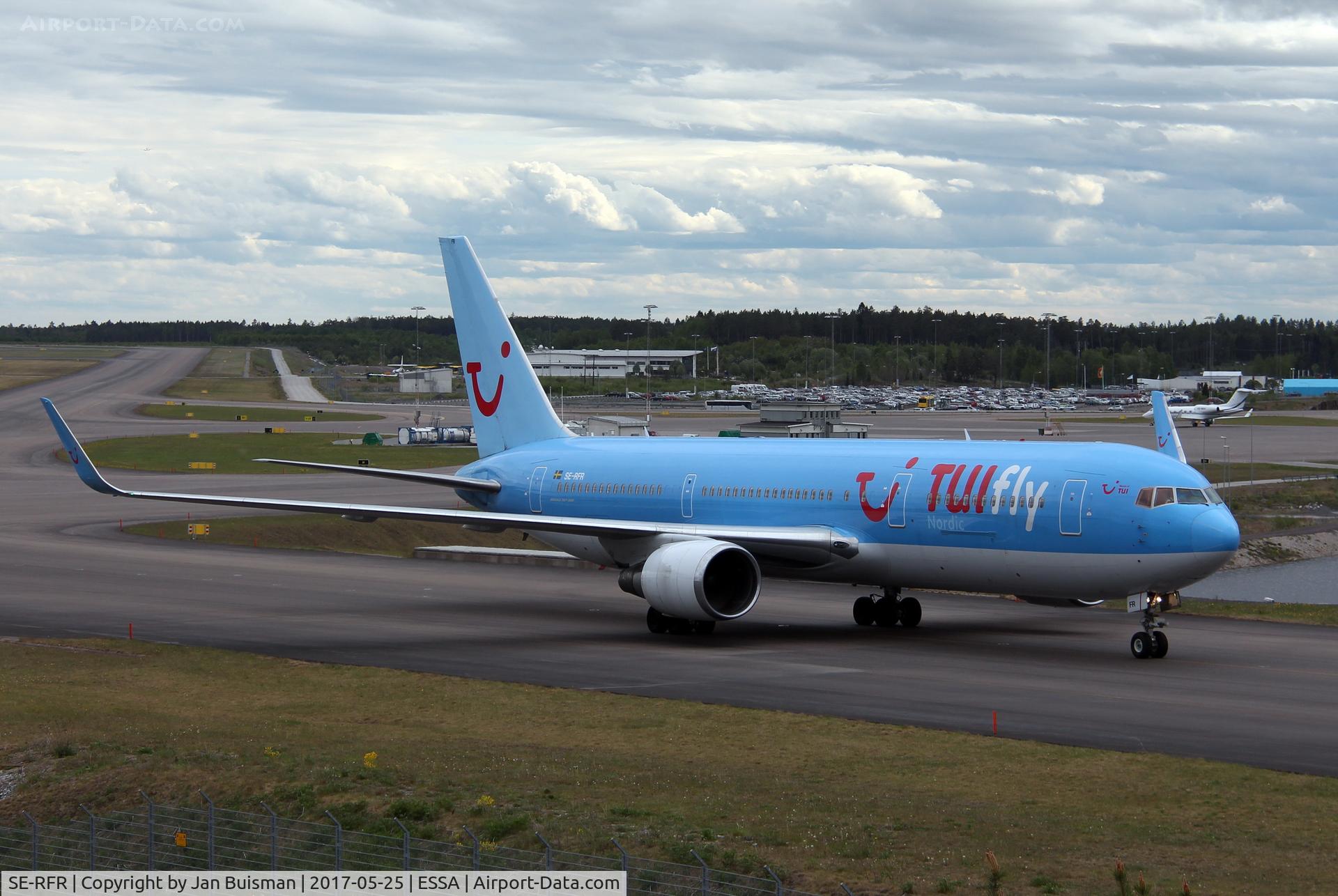 SE-RFR, 1999 Boeing 767-38A C/N 29617, TUIfly Nordic
