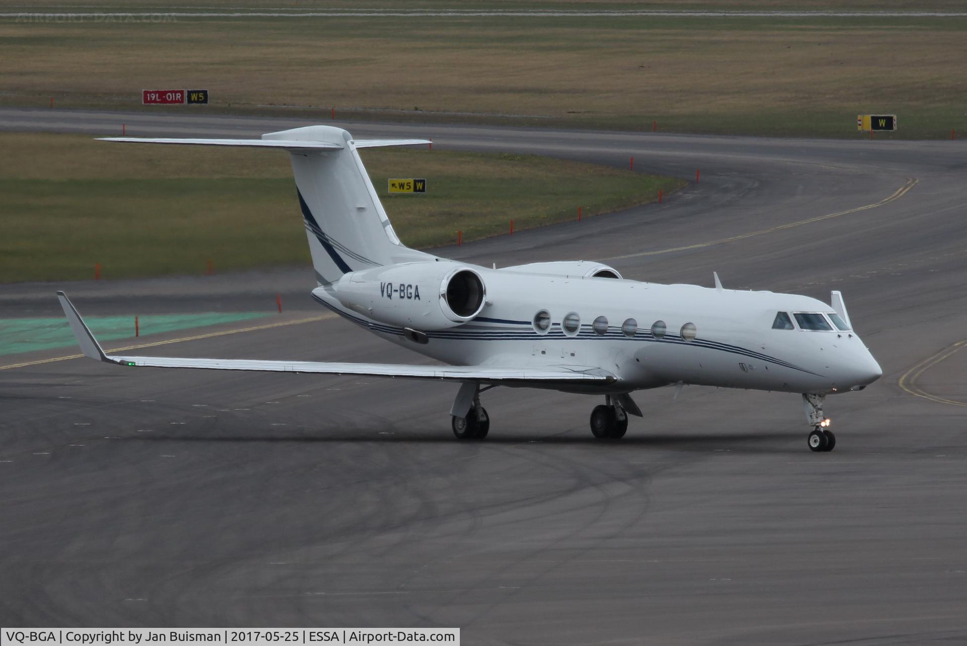 VQ-BGA, 2007 Gulfstream Aerospace GIV-X C/N 4092, taxi from rwy 01R