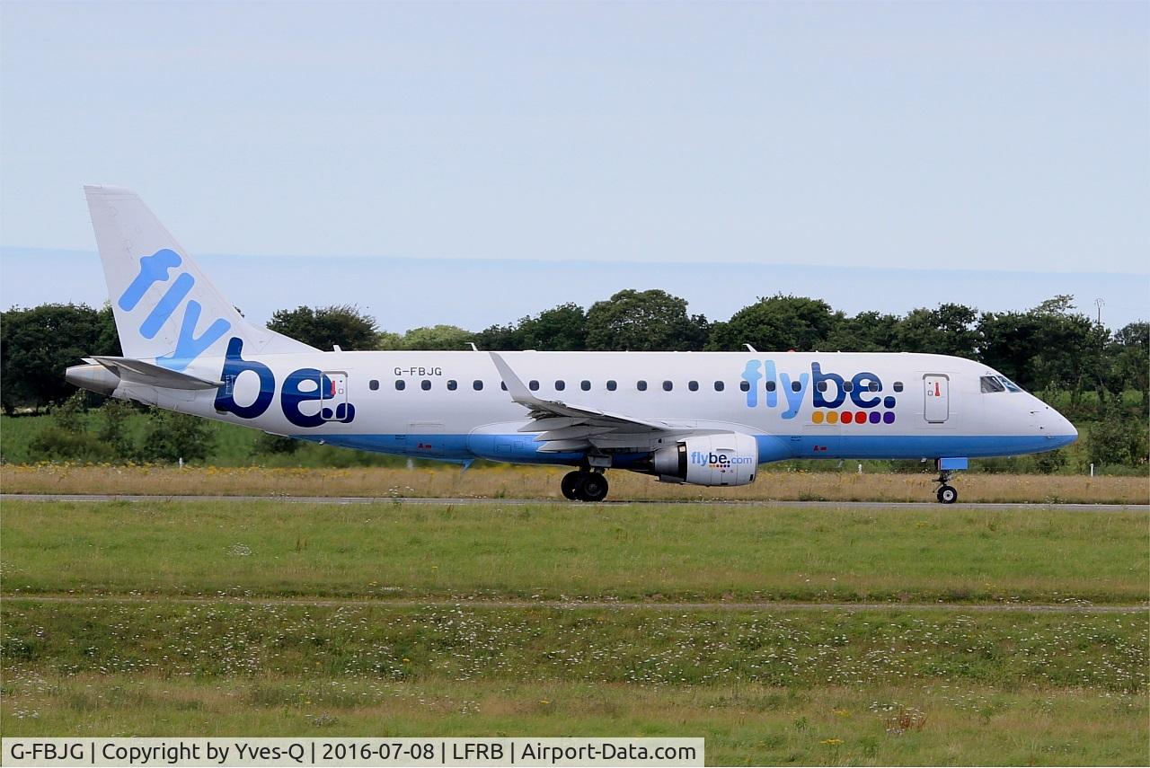 G-FBJG, 2012 Embraer 175STD (ERJ-170-200) C/N 17000344, Embraer ERJ-175STD, Taxiing to holding point rwy 25L, Brest-Bretagne airport (LFRB-BES)