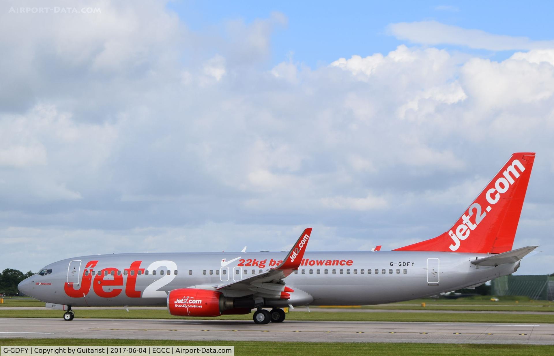 G-GDFY, 2001 Boeing 737-86Q C/N 30278, At Manchester