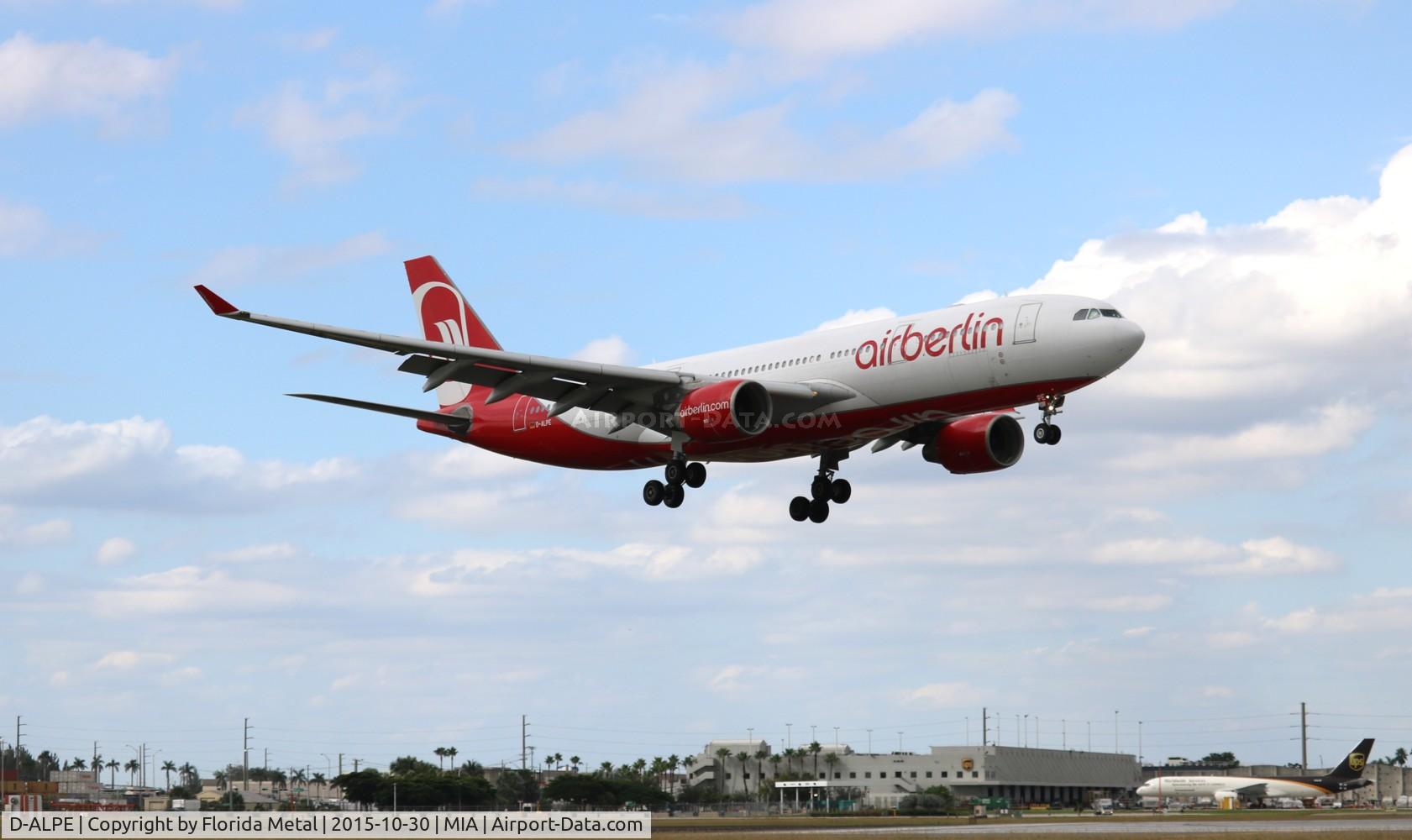 D-ALPE, 2002 Airbus A330-223 C/N 469, Air Berlin