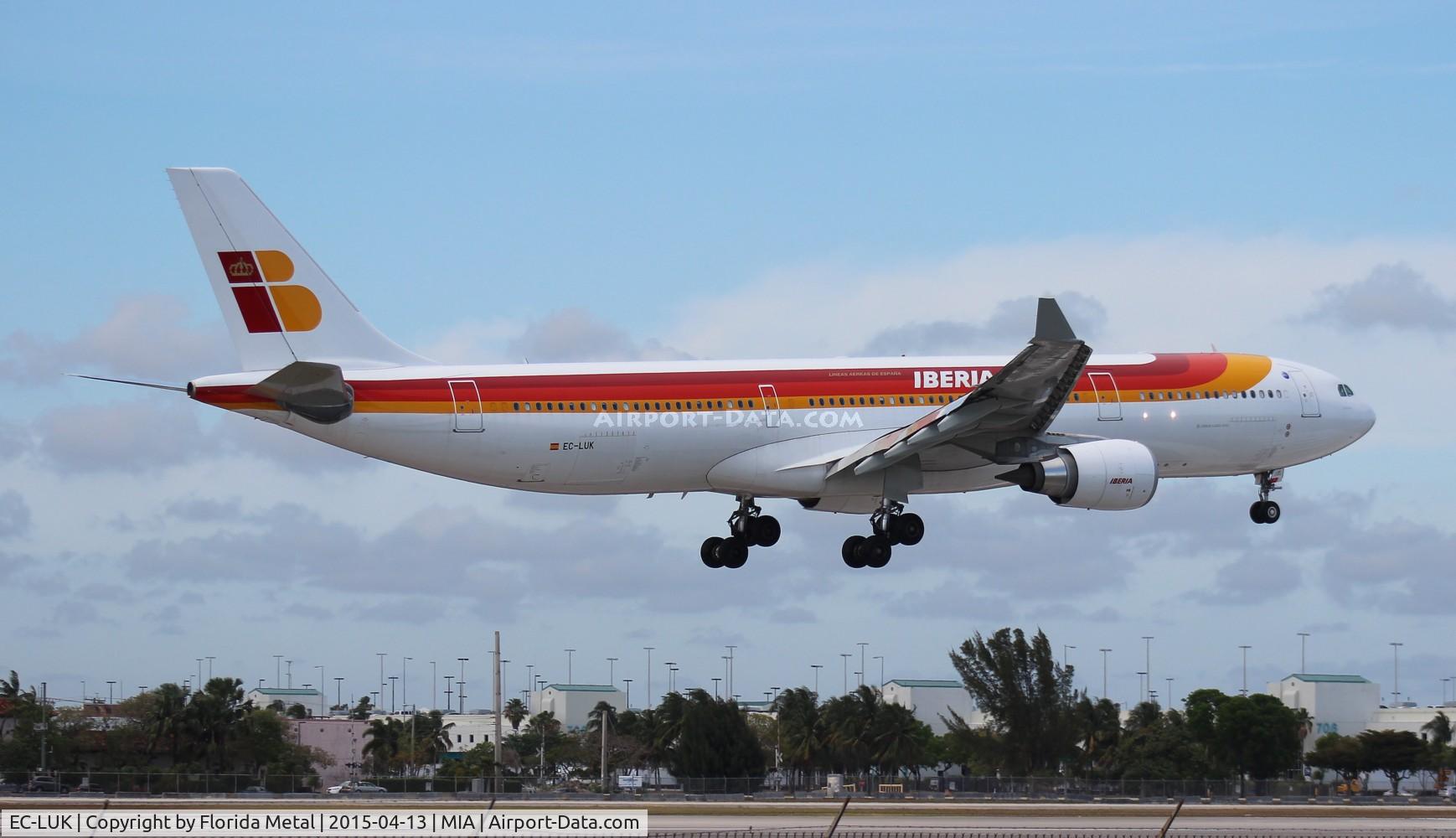 EC-LUK, 2012 Airbus A330-302 C/N 1385, Iberia