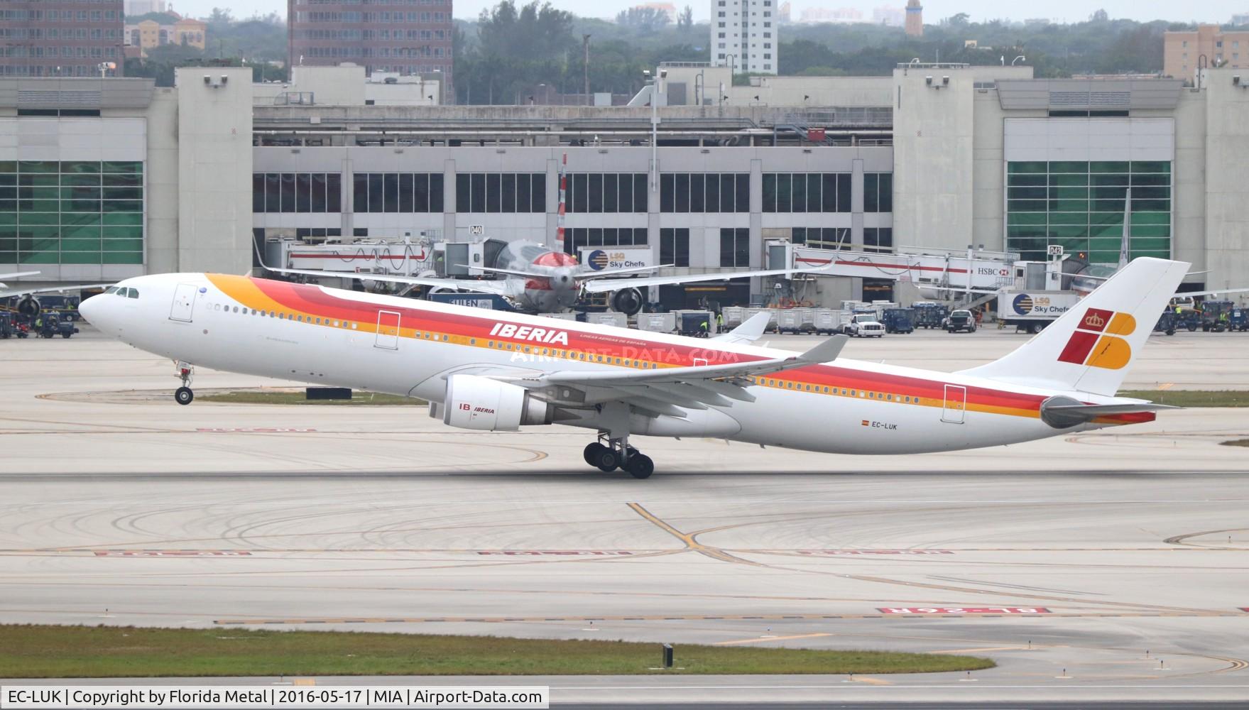 EC-LUK, 2012 Airbus A330-302 C/N 1385, Iberia