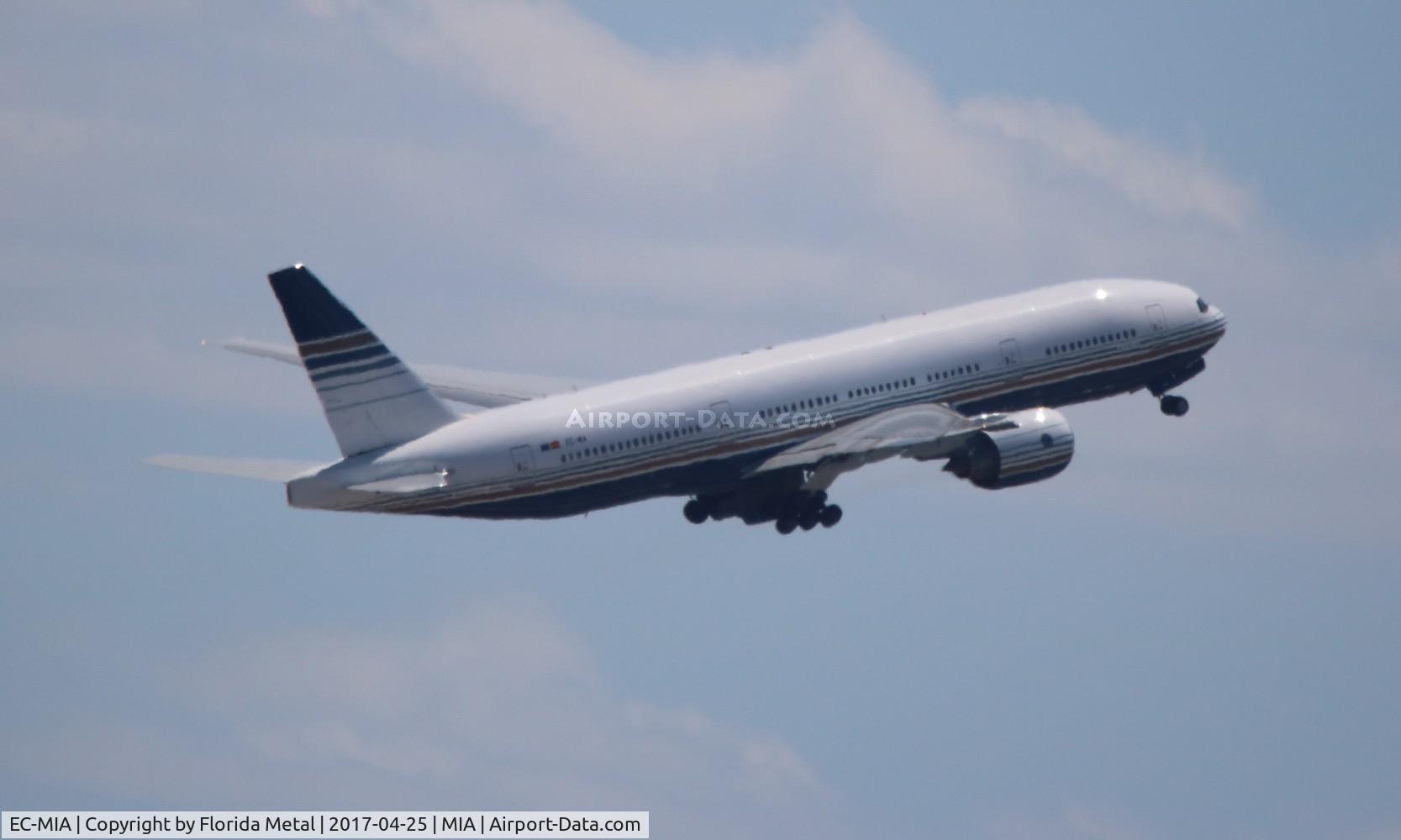 EC-MIA, 2002 Boeing 777-28E/ER C/N 28685, Privilege Style 777