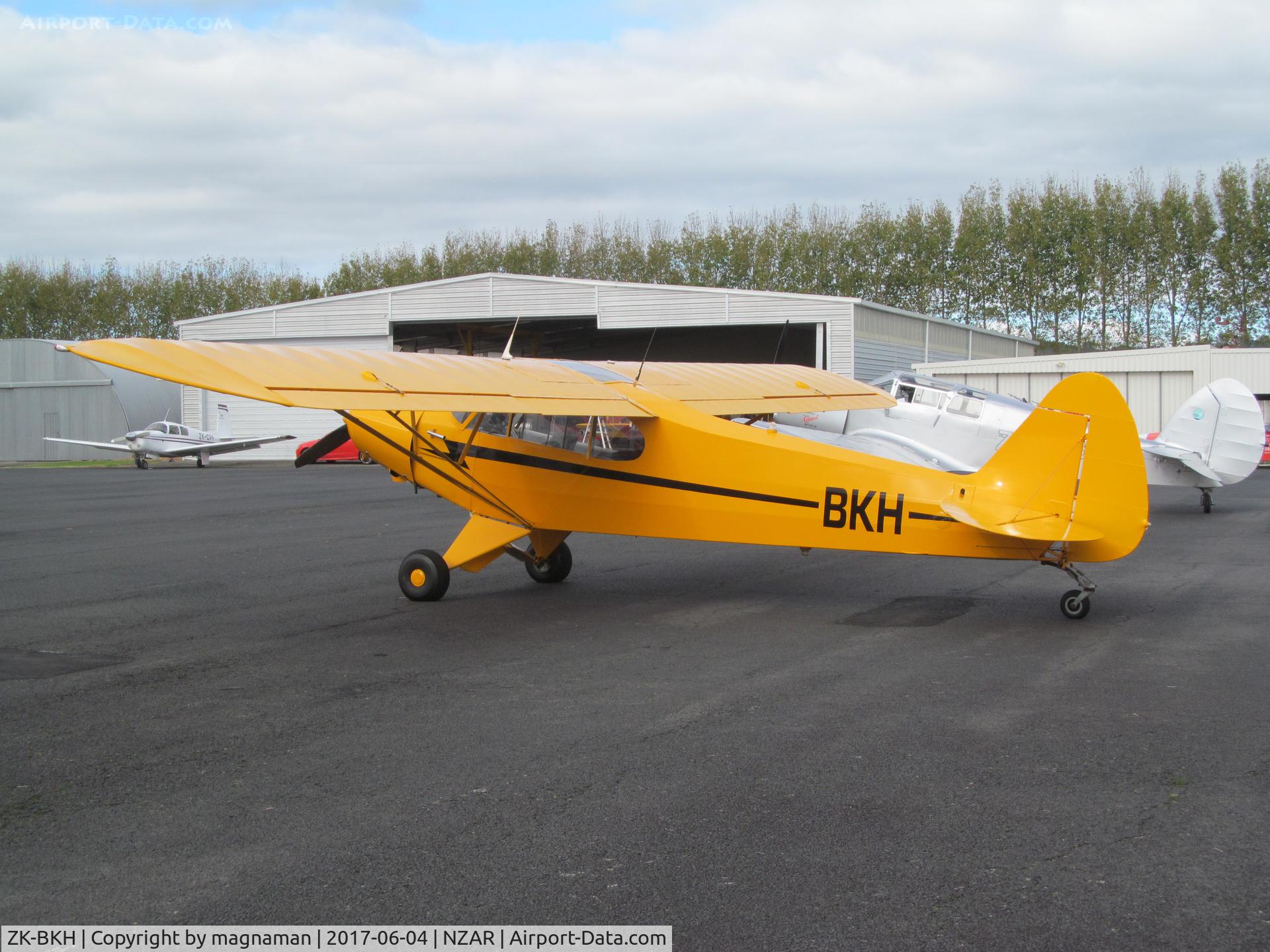 ZK-BKH, Piper PA-18A-150 Super Cub C/N 18-4674, nice cub - based but good to get close