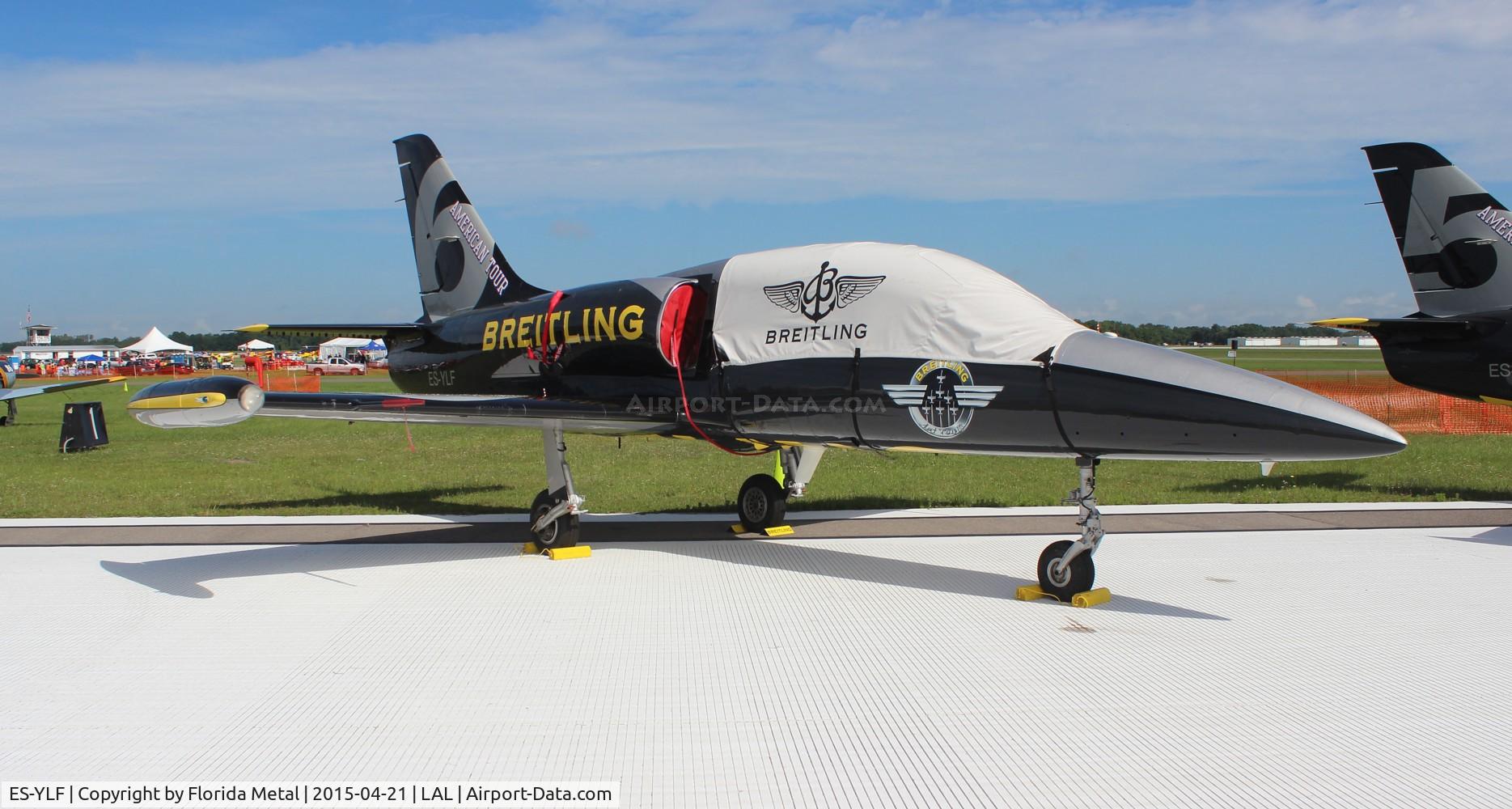 ES-YLF, Aero L-39 Albatros C/N 433141, Breitling