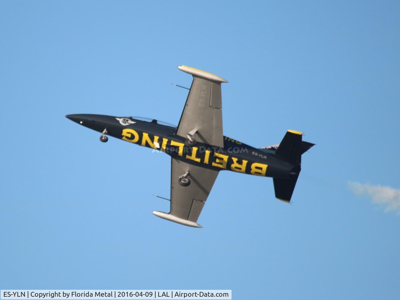 ES-YLN, Aero L-39C Albatros C/N 533637, Breitling
