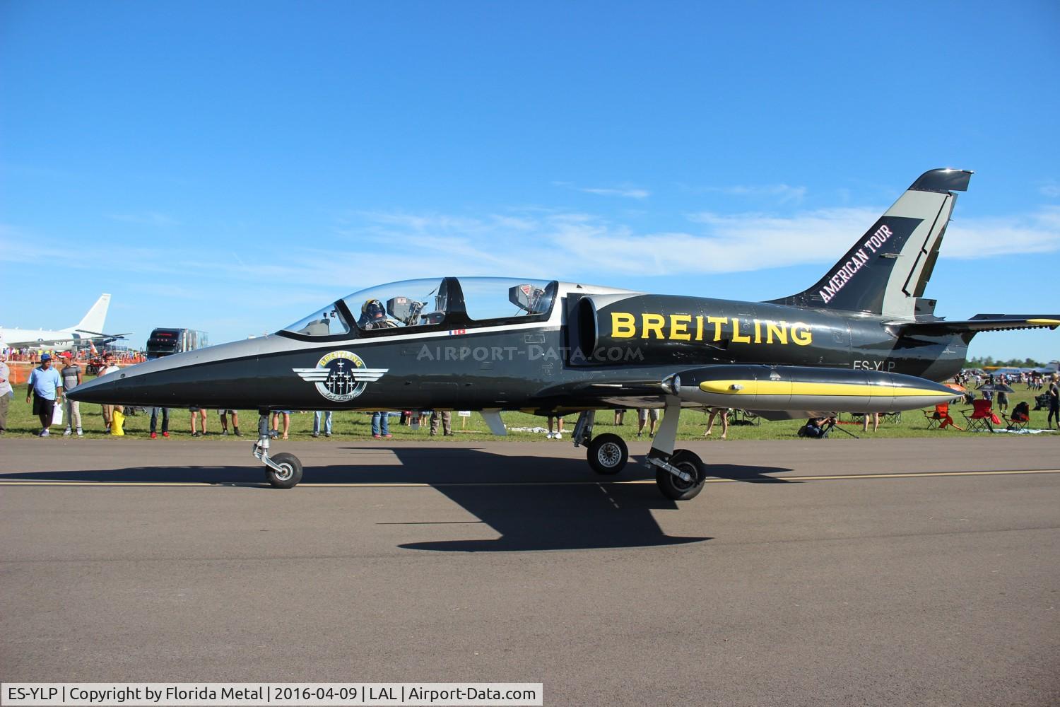 ES-YLP, Aero L-39 Albatros C/N 533620, Breitling
