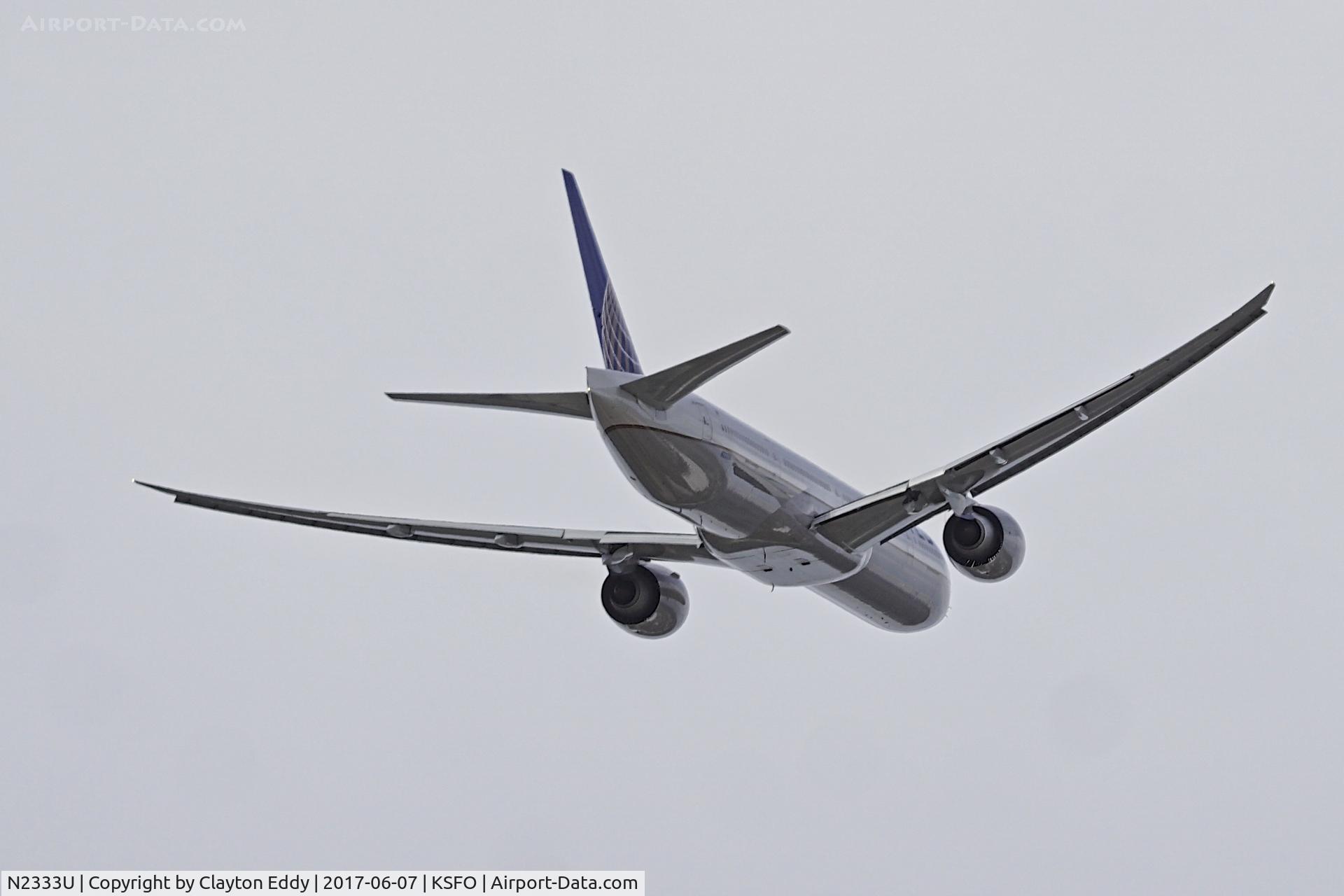 N2333U, 2016 Boeing 777-300/ER C/N 62644, SFO 2017.