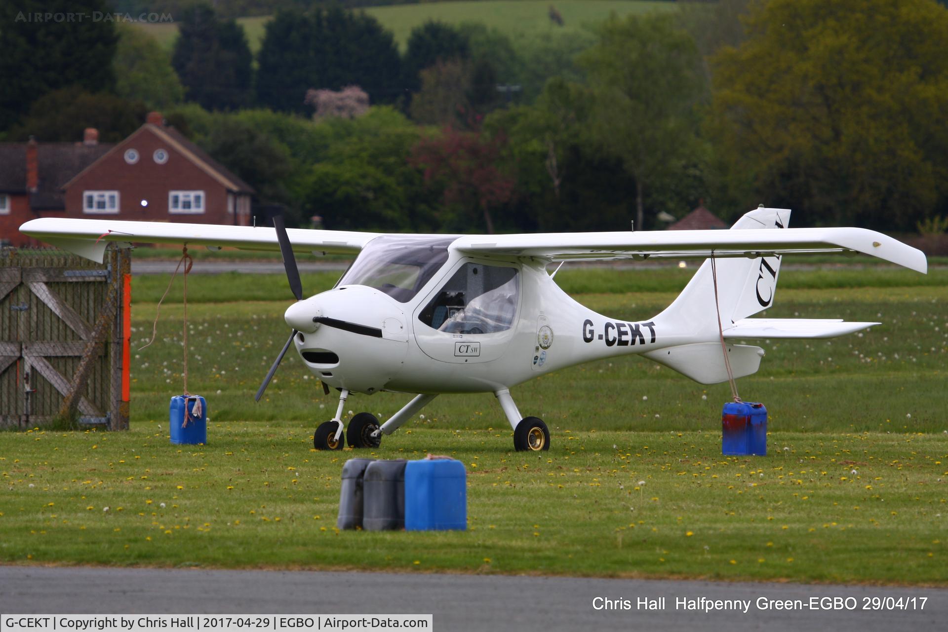 G-CEKT, 2007 Flight Design CTSW C/N 8272, at the Radial & Trainer fly-in