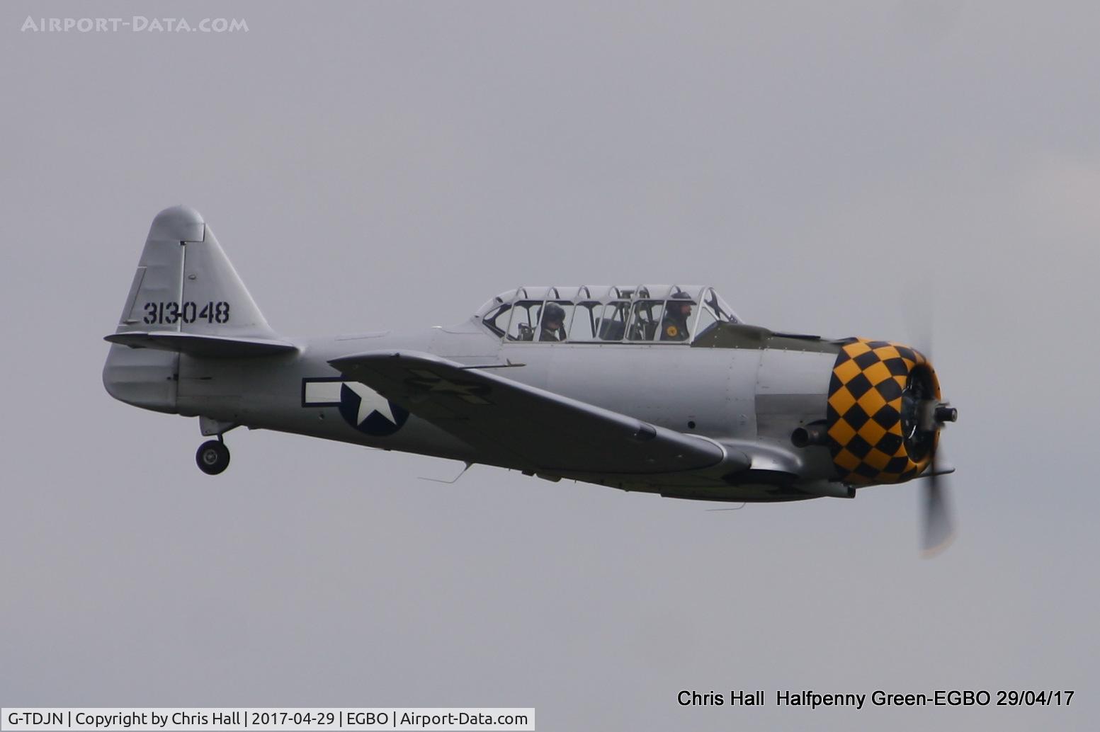 G-TDJN, 1944 North American AT-6D Texan C/N 121-42228, at the Radial & Trainer fly-in