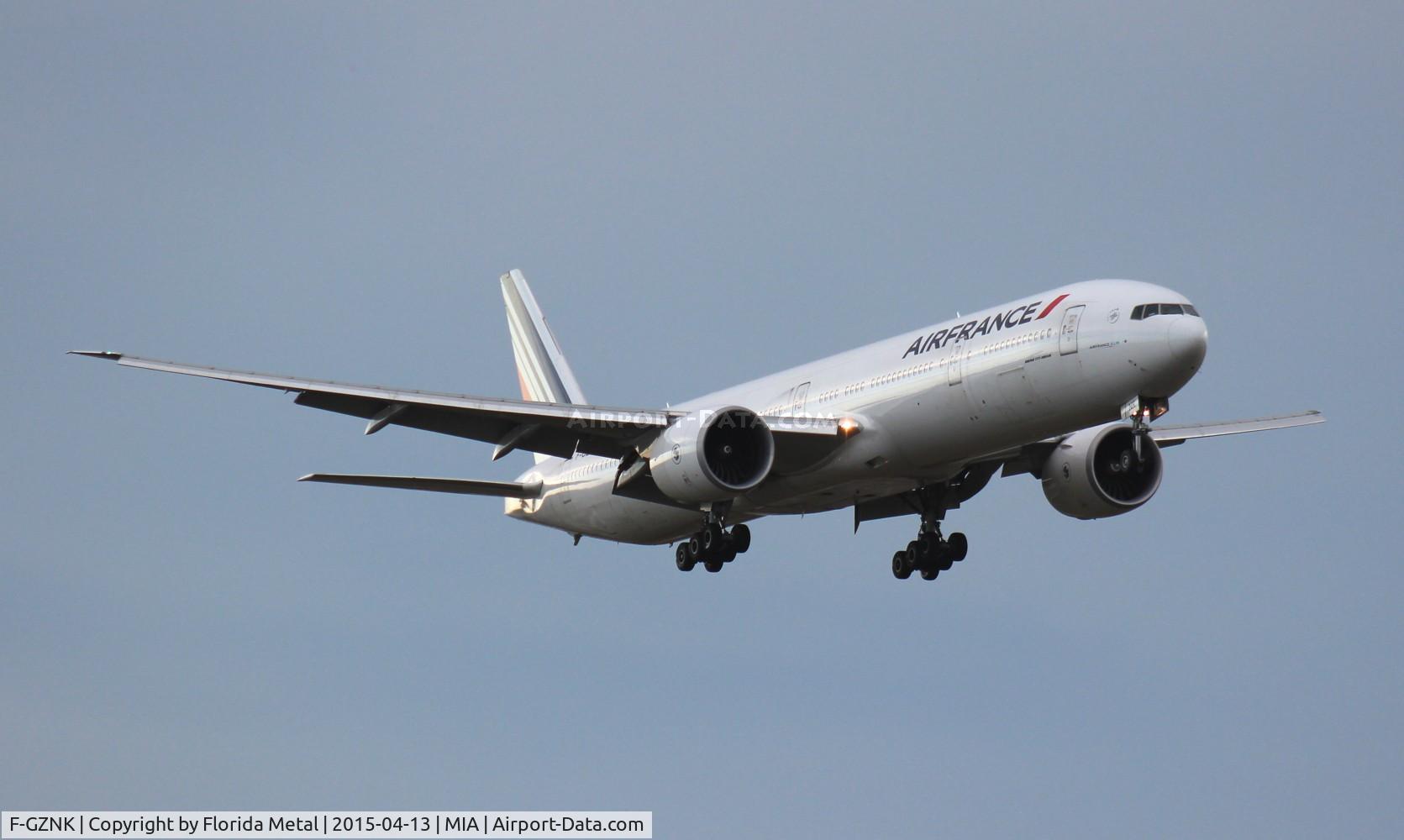 F-GZNK, 2011 Boeing 777-328/ER C/N 39971, Air France