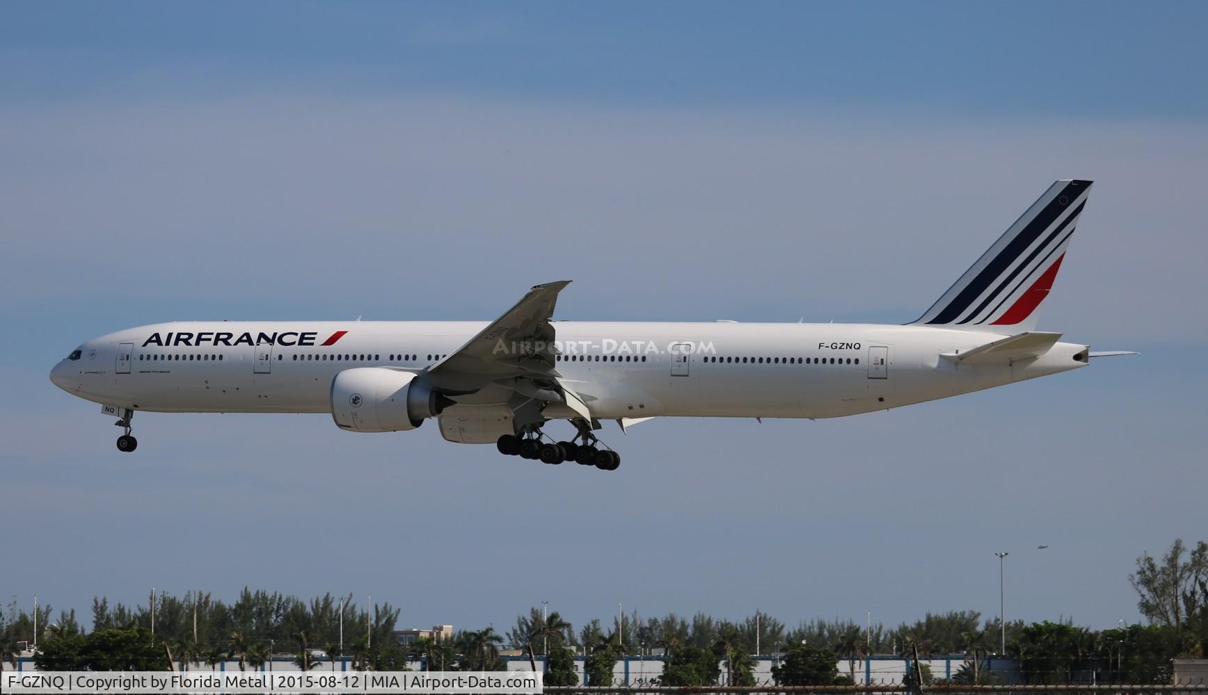 F-GZNQ, 2015 Boeing 777-328/ER C/N 40064, Air France