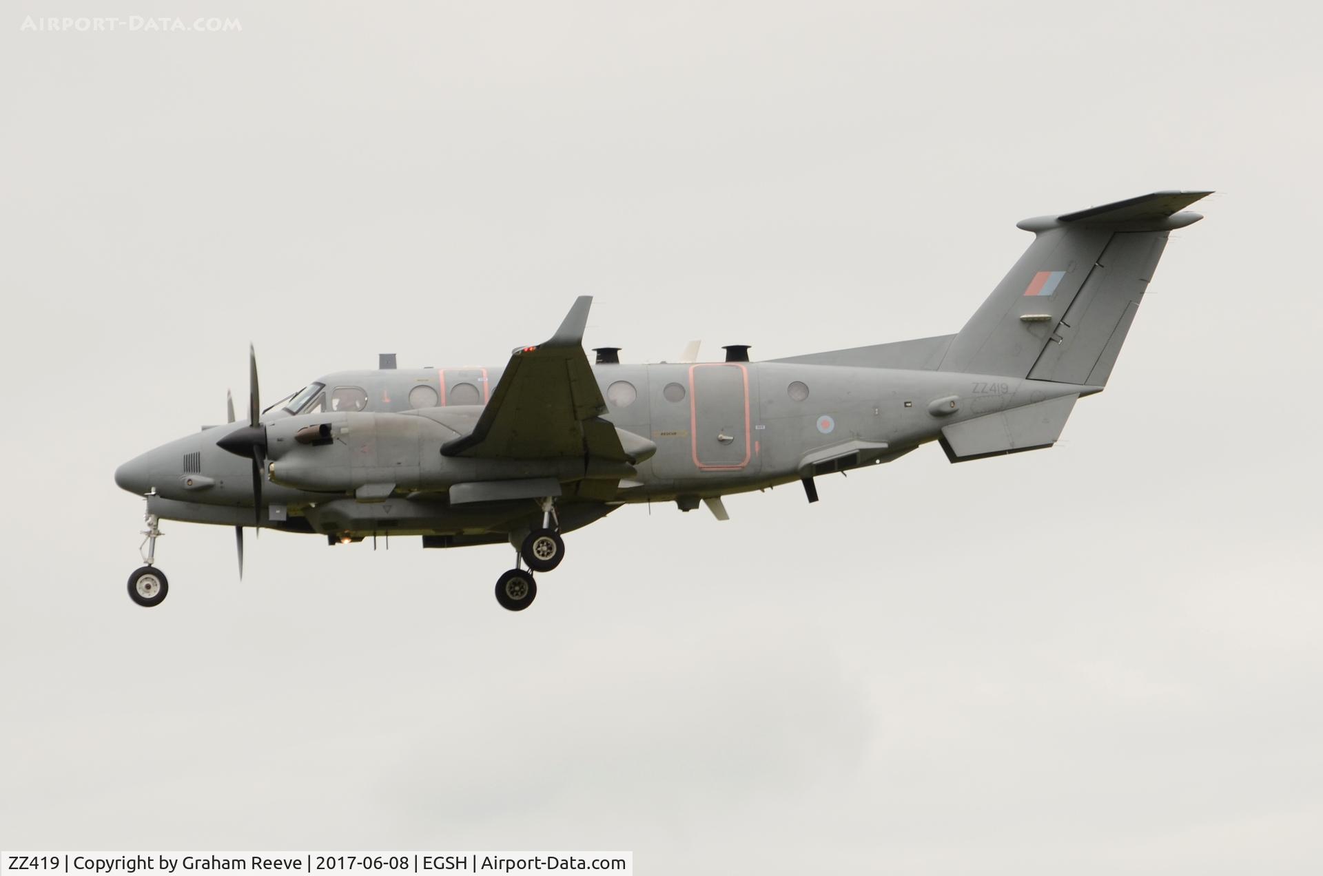 ZZ419, 2007 Hawker Beechcraft Shadow R1 (350CER) C/N FM-18, On approach to Norwich.