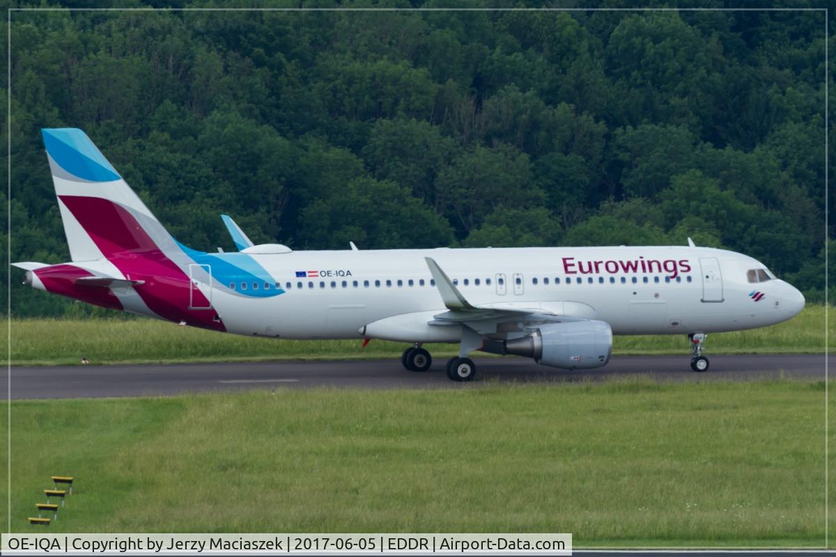 OE-IQA, 2016 Airbus A320-214 C/N 6992, Airbus A320-214